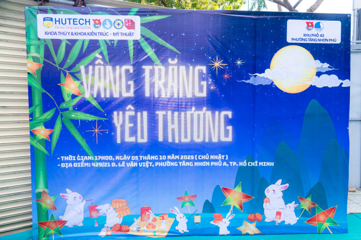 Sinh viên Khoa Thú y và hành trình thắp sáng “Vầng trăng tuổi thơ” 2025 104
