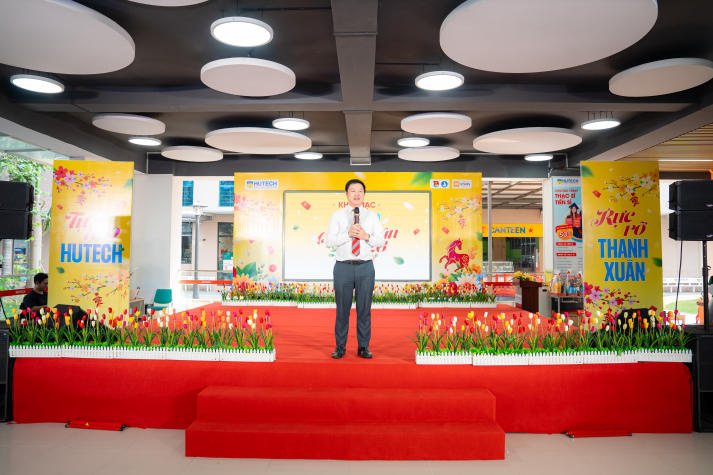 [Video] HUTECH Chào Xuân 2026: “Bật mood” Tết Việt giữa khuôn viên trường 20