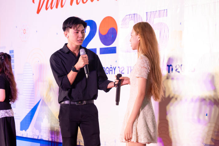 A burst of cultural colors at the Vietnam - Korea Cultural Festival 2025: Connection and integration 91