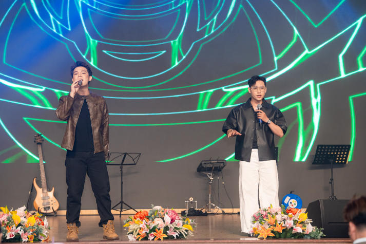 Trình diễn giàu bản sắc, sinh viên Thanh nhạc tỏa sáng trong kỳ thi tốt nghiệp 35