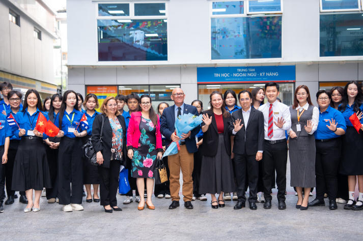 HUTECH earns 5-star rating for teaching quality from QS Rankings 165