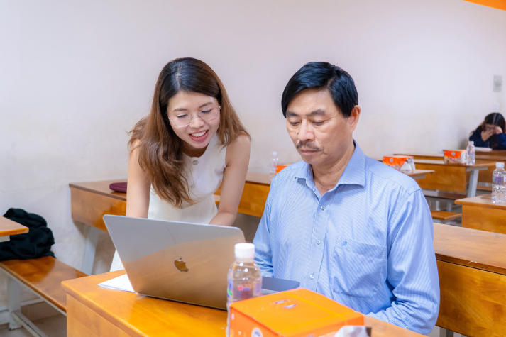Giảng viên Khoa Tiếng Anh cập nhật xu hướng ứng dụng AI trong giáo dục ngoại ngữ 32