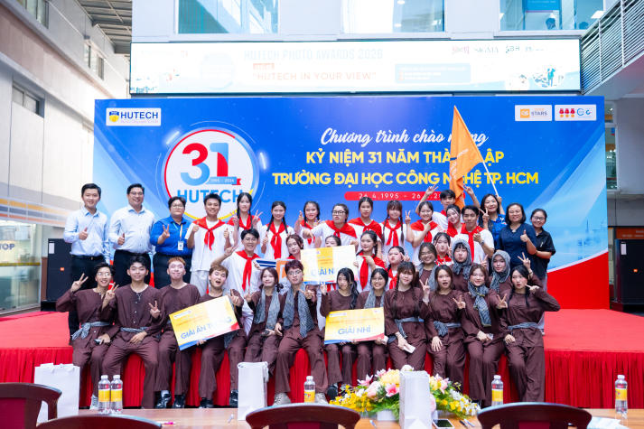 [Ảnh] Rộn ràng chuỗi hoạt động chào tuổi mới, lan tỏa khí thế và khát vọng vươn xa 255