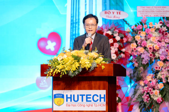 Trường Y và Khoa học Sức khỏe HUTECH khai khóa năm 2026 với “lời cam kết đầu tiên” về tri thức và y đức 119