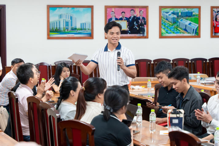 Học viên cao học và nghiên cứu sinh HUTECH làm chủ giọng nói và phong thái, nâng tầm phần trình bày học thuật 46