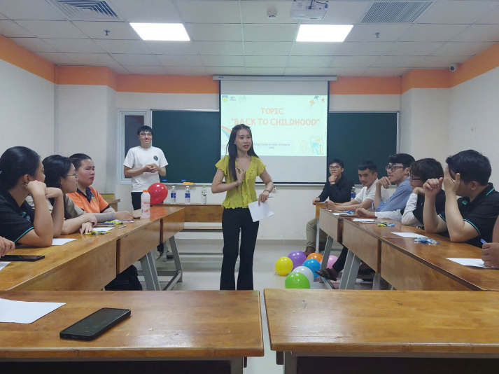 HUTECH-ers tự tin thành thạo tiếng Anh nhờ 3 bí quyết học thông minh từ CLB HESC 25