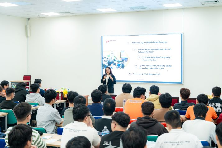 ​Fullstack đến Cloud & DevOps: Giải mã lộ trình nghề nghiệp thời AI cho sinh viên Công nghệ thông tin 28