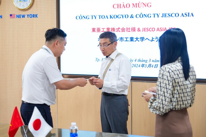 Viện Công nghệ Việt - Nhật tiếp đón và làm việc cùng Công ty Jesco Asia và Toa Kogyo (Nhật Bản) 92