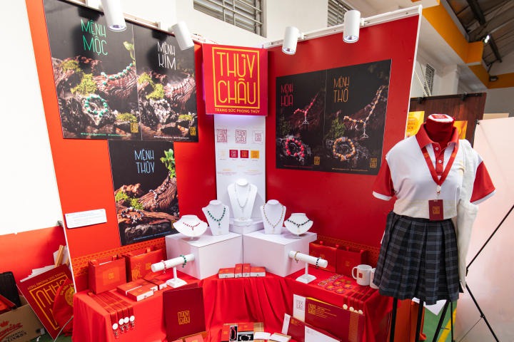 “Choáng ngợp” với loạt đồ án tốt nghiệp ấn tượng của sinh viên ngành Thiết kế đồ họa HUTECH 158