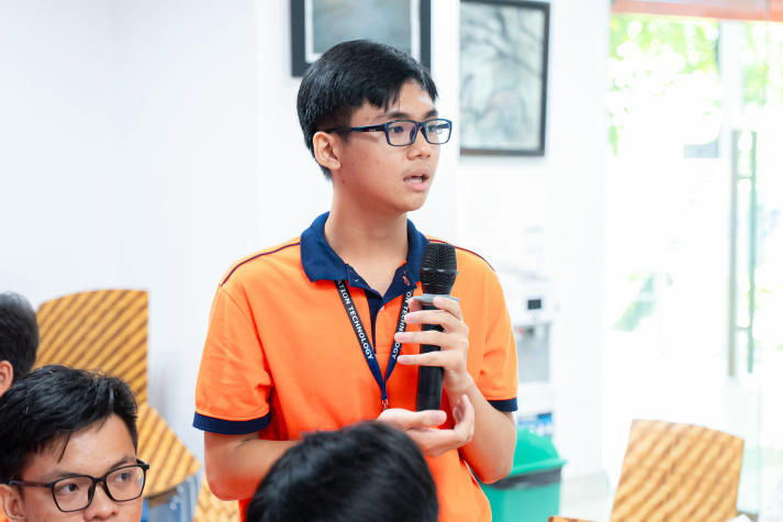 [Video] Tân sinh viên Công nghệ thông tin “chạm” môi trường doanh nghiệp tại TMA Tech Group 33