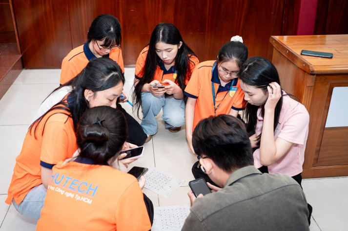 Sinh viên Khoa Marketing - Kinh doanh quốc tế tự tin hơn qua hoạt động trải nghiệm 42