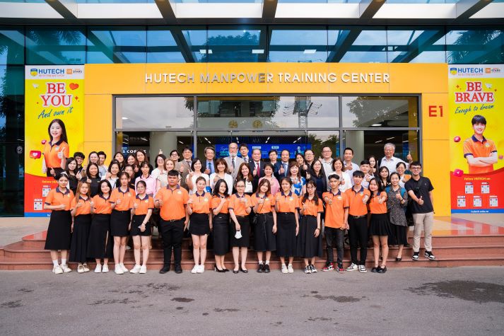 HUTECH ký kết hợp tác cùng 11 trường đại học Đài Loan (Trung Quốc) 97