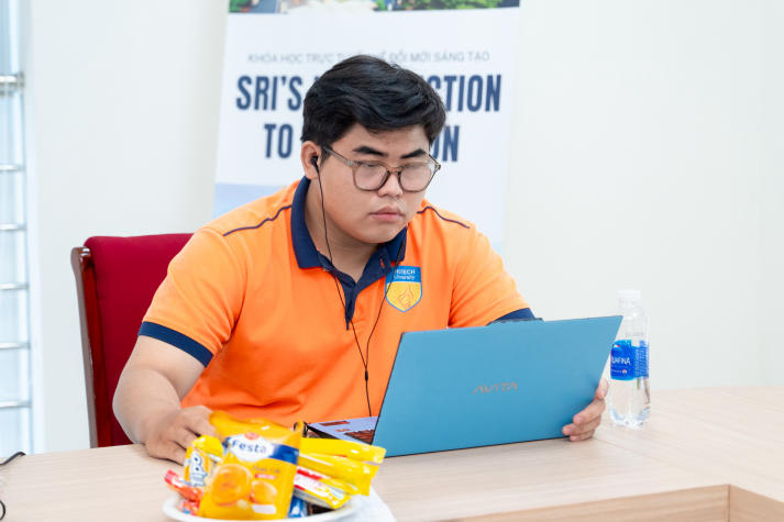 Sinh viên VJIT “chốt ý tưởng” tại lễ bế giảng khóa học đổi mới sáng tạo I2I Workshop 30