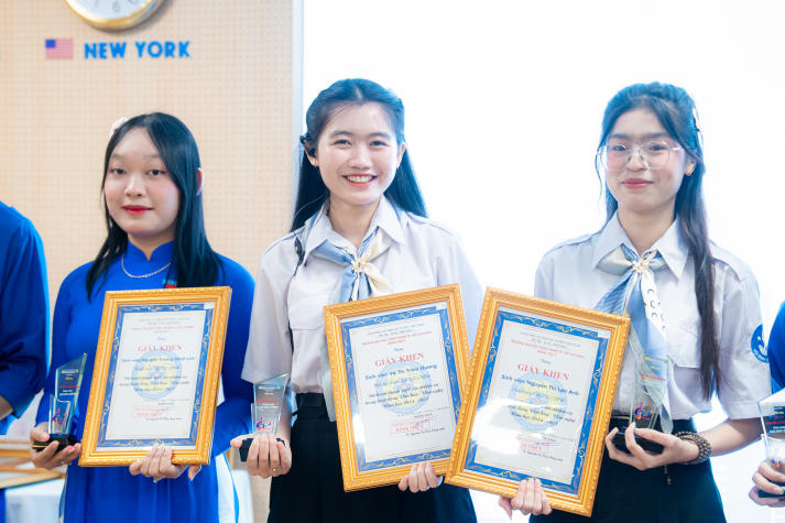 Sôi nổi - Bản lĩnh - Nhân ái: Năm phong trào đầy sắc màu của sinh viên Khoa Thú y 78