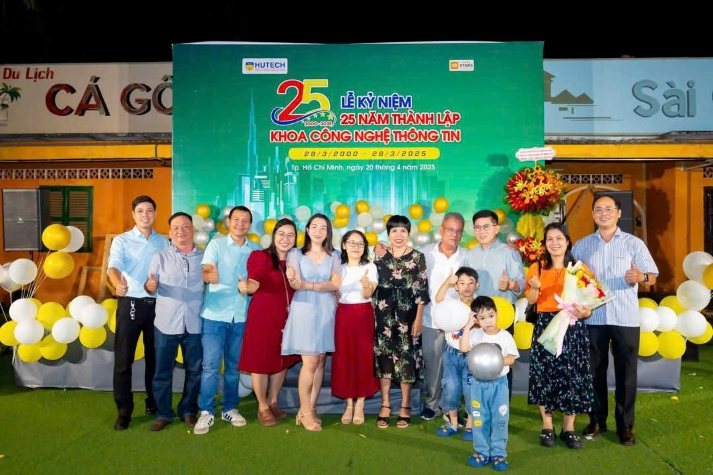 Dấu ấn 25 năm thành lập Khoa Công nghệ thông tin: Kết nối truyền thống - Kiến tạo tương lai 21