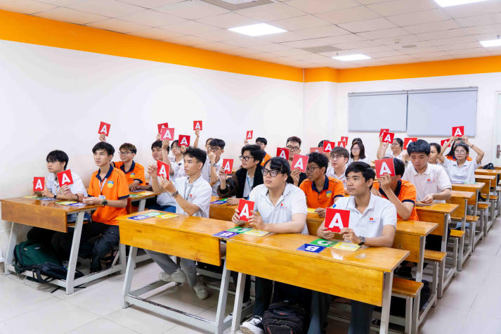 Chung kết "Kim bảng Nhật ngữ": Sân chơi trí tuệ, lan toả văn hóa Nhật Bản tại VJIT 35