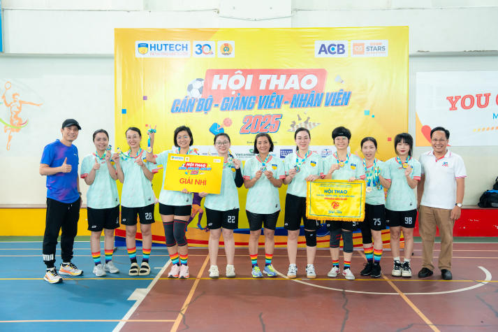 [Hội thao CB-GV-NV HUTECH 2025]: TT.TVTS-TT.TrT-TT.Mar-PTTH, P.ĐT-P.KT-TT.DHS bảo vệ thành công ngôi vương Bóng chuyền nam, nữ 128