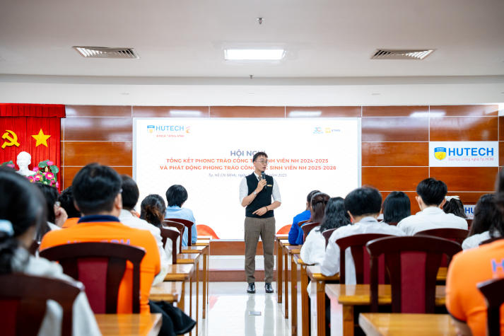 Hội nghị Tổng kết Khoa Tiếng Anh: Nỗ lực - Thành tích - Khát vọng mới 69