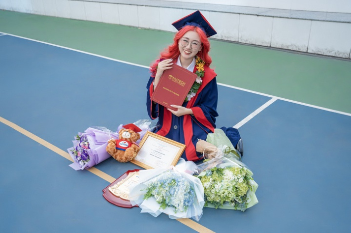 03 thiết kế của sinh viên ngành Thiết kế thời trang “oanh tạc” SẮC NÉT 2025 7