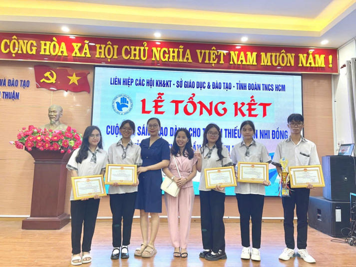 Gương mặt tân sinh viên Đạt Minh Tuấn: Từ những dòng code đầu tiên đến hành trình theo đuổi đam mê tại HUTECH 34