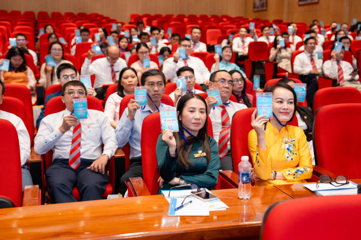 Đại hội Công đoàn HUTECH khóa XI, nhiệm kỳ 2025-2030: Khát vọng đổi mới, hướng đến tổ chức vững mạnh 34