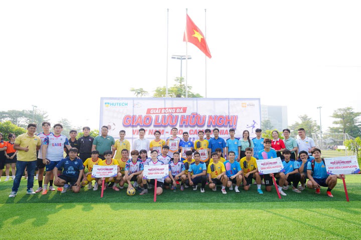 [Video] Sinh viên Việt Nam - Lào - Campuchia sôi nổi giao hữu bóng đá tại Hitech Park Campus của HUTECH 185