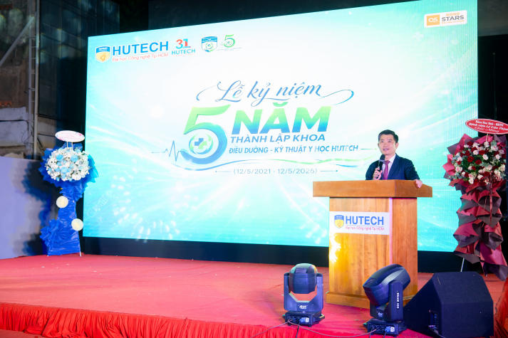 [Video] Sinh viên Khoa Điều dưỡng - Kỹ thuật y học “cháy” hết mình tại HUTECH’s Health Festival 2026 134
