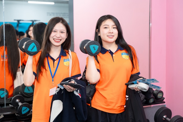 Khơi nguồn tư duy ngành nghề của sinh viên ngành Marketing từ chuyến tham quan tại The New District 39