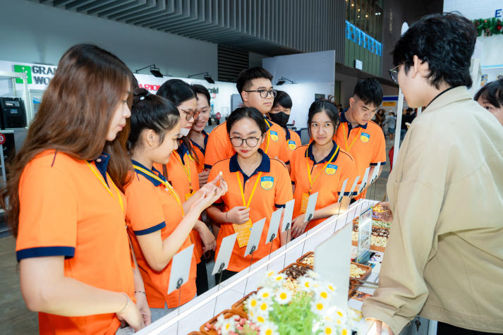 Vietnam Bakery Show 2025 - “lớp học thực tế” quy mô lớn dành cho sinh viên Công nghệ thực phẩm 30