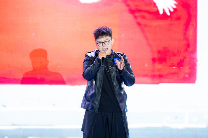 [Ảnh] Những khoảnh khắc vỡ òa cảm xúc tại Chung kết HUTECH’s Got Talent 2026 96