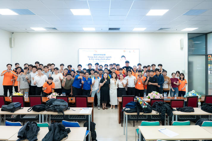 Sinh viên Công nghệ thông tin nâng cao năng lực tiếng Anh chuyên ngành trong kỷ nguyên AI 82