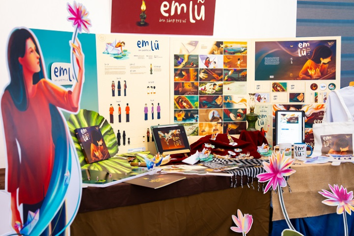 [Video] Sinh viên Thiết kế đồ họa tăng cường kết nối công nghệ qua đồ án minh họa nâng cao 39