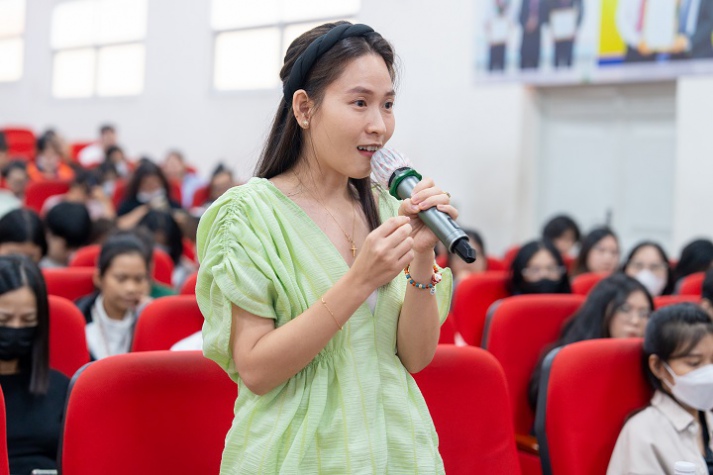 Lan tỏa sức mạnh trị liệu tinh thần từ âm nhạc đến sinh viên Tâm lý học HUTECH 118