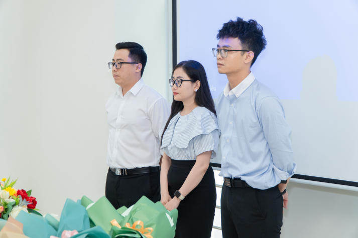 Nhiều góc nhìn sáng tạo trong nghiên cứu giảng dạy tiếng Anh tại buổi bảo vệ luận văn/đề án Thạc sĩ ngành Ngôn ngữ Anh 40
