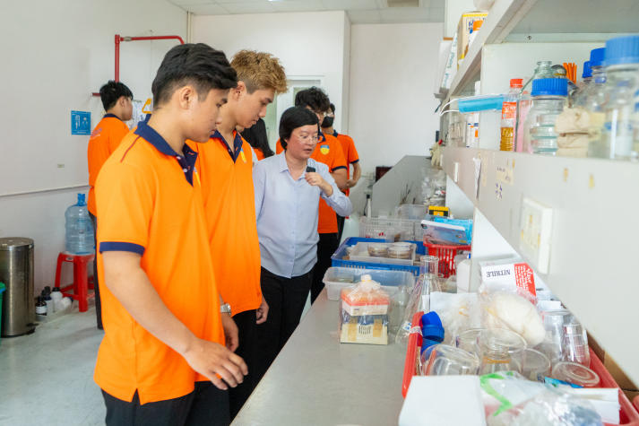 Tân binh Công nghệ sinh học trải nghiệm thực tiễn nghiên cứu tại Trung tâm Công nghệ sinh học TP.HCM 70