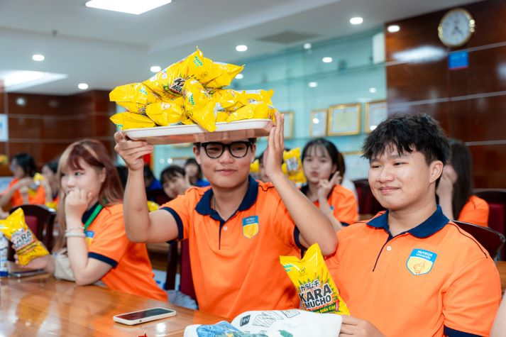 Tự tin, chủ động: Tân sinh viên Khoa Trung Quốc học sẵn sàng cho hành trình mới 73