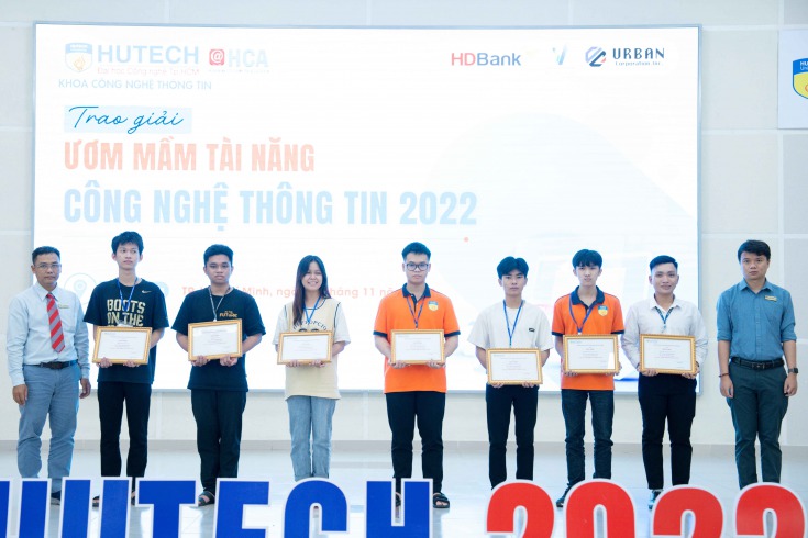 Khoa Công nghệ thông tin tổ chức cuộc thi “Ươm mầm tài năng IT”, Hội nghị tổng kết và phát động phong trào sinh viên năm học 2022-2023 148