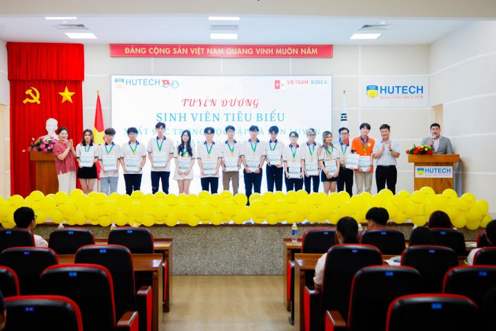 Viện Công nghệ Việt - Hàn tuyên dương 227 sinh viên xuất sắc và phát động cuộc thi tìm hiểu văn hóa Hàn Quốc 50