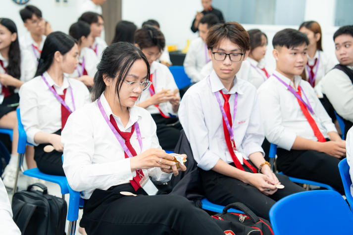 HUTECH-ers “mở rộng vị giác” cùng các đầu bếp đẳng cấp MasterChef tại Classic Fine Foods Việt Nam 121