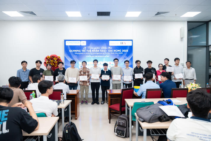 [Video] HUTECH đăng cai Chung kết OAI HCMC 2025: “Sàn đấu” AI mở ra cơ hội chinh phục công nghệ số 131