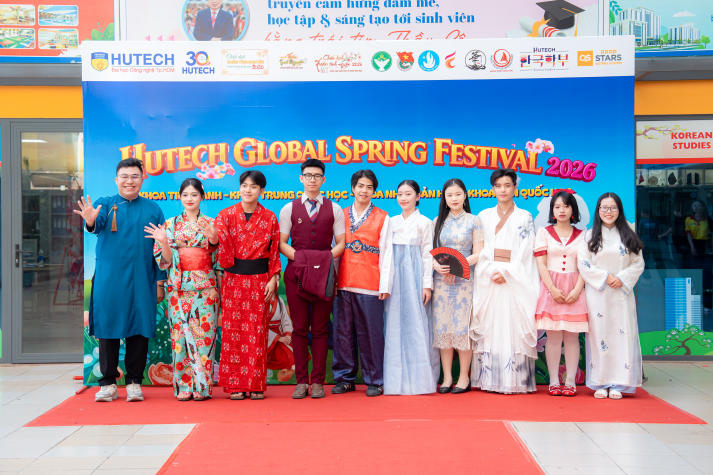 [Video] HUTECH dịp xuân 2026: Đón Tết đa quốc gia, lan tỏa lòng nhân ái 58