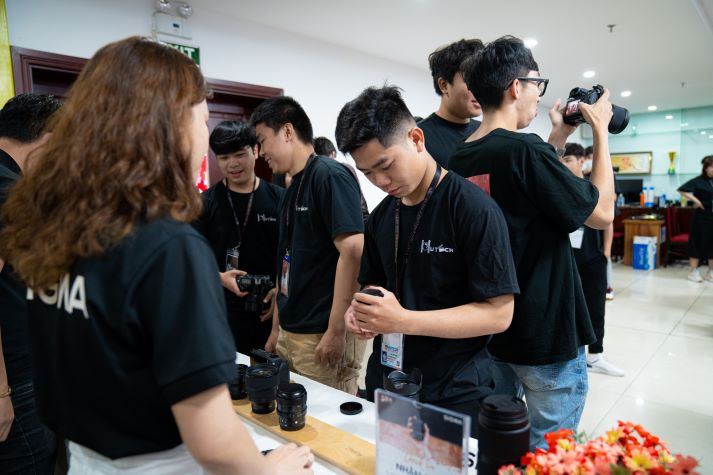 28/03 - Có hẹn “săn ảnh” cùng NAG Kmon Nguyễn tại HUTECH Photo Tour 34