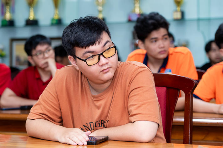 “AI Business Venture 2025” chính thức khởi động: Hành trình biến ý tưởng công nghệ thành giá trị kinh doanh 91