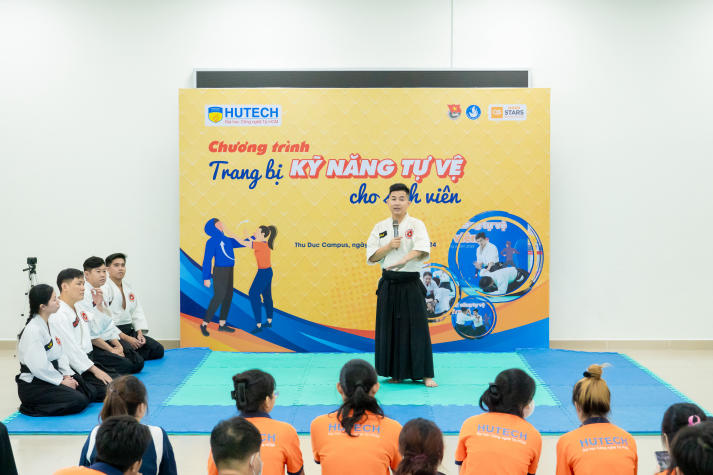 HUTECH tổ chức Chương trình trang bị “Kỹ năng tự vệ” cho sinh viên vào ngày 11/7 24
