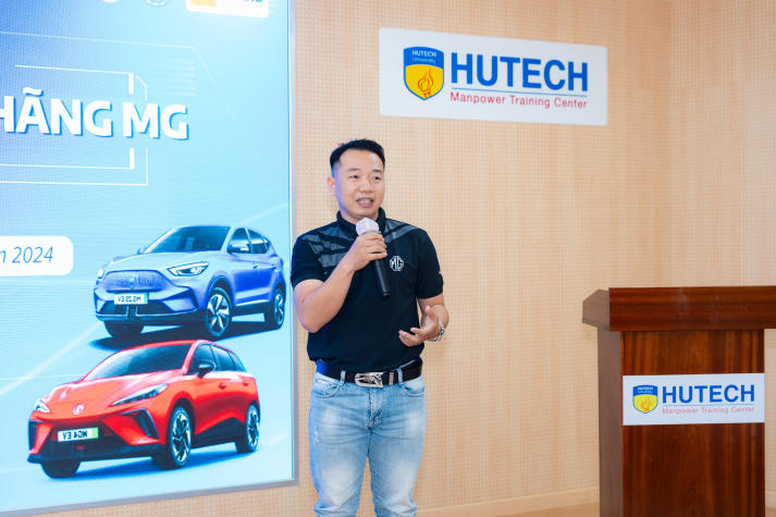 [Video] Kỹ thuật đỉnh cao - Ý tưởng táo bạo: Loạt sản phẩm của sinh viên HUTECH gây sốt 141