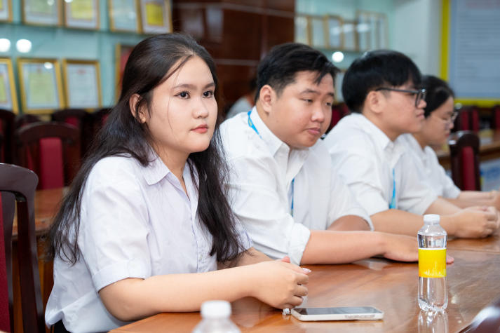 Tuổi trẻ HUTECH lan tỏa niềm tin với Đảng và lý tưởng cách mạng qua Cuộc thi “Tuổi trẻ sắt son” lần 5 24