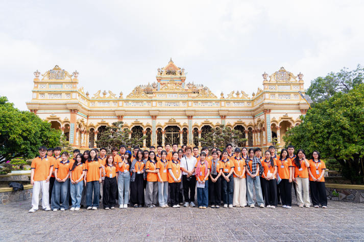 Học từ trải nghiệm thực tế: Sinh viên Quản trị dịch vụ du lịch và lữ hành khám phá tuyến điểm miền Tây 4