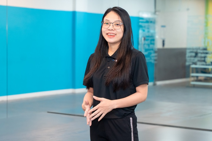 Khơi nguồn tư duy ngành nghề của sinh viên ngành Marketing từ chuyến tham quan tại The New District 10