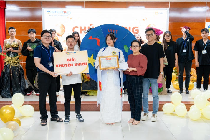 Mãn nhãn với loạt thiết kế độc đáo tại vòng Chung kết cuộc thi thời trang tái chế của Khoa Quản trị kinh doanh HUTECH 142