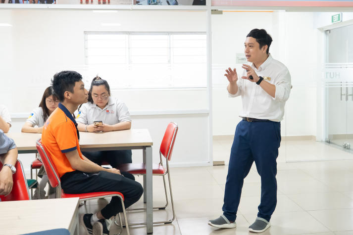 Sinh viên VJIT tìm hiểu hành trình nghiên cứu khoa học: Từng bước nhỏ, giá trị lớn 68